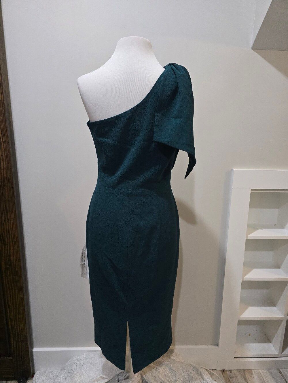 Dress The Population Tiffany One-Shoulder Midi Dress NWT size Medium Pine Green - Picture 4 of 5